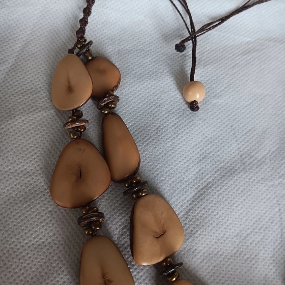 Artisanal Handcrafted Tagua Nut Necklace, Bronze Beads,Coco Shells, Ecuador - Picture 5 of 6
